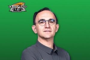 祝烏戈教練50歲生日快樂！Happy?。?！ ???