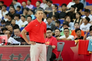 你是郭士強(qiáng)就帶楊瀚森？楊毅：我是真沒(méi)想到 郭指導(dǎo)不認(rèn)也得認(rèn)