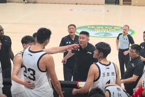 杜鋒徐昕爭執(zhí)？媒體人：以前球員被罵習(xí)慣 如今00后不慣著這一套