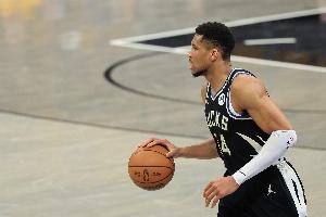 放開掄？蒂格：字母哥明年會拿MVP 他可能場均34+13+8