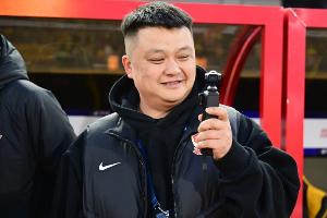 青島媒體：青島足球人口80萬，社區(qū)球隊(duì)1200支&每年球賽6000余場(chǎng)