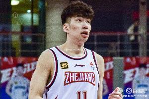 媒體人：余嘉豪去年和西甲、西乙俱樂部接觸過 但還有合同未成行