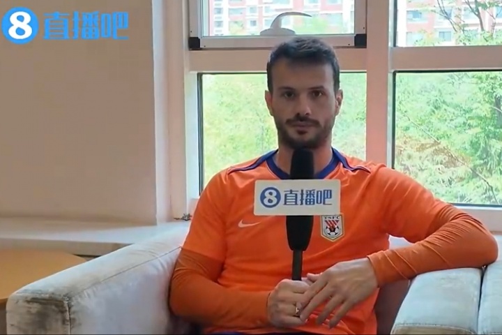 ??視頻版來啦！直播吧專訪卡扎伊什維利，一同暢聊賽場(chǎng)內(nèi)外話題