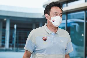 記者：前深足總經(jīng)理丁勇因受賄和職務(wù)侵占被判12年，合并執(zhí)行11年