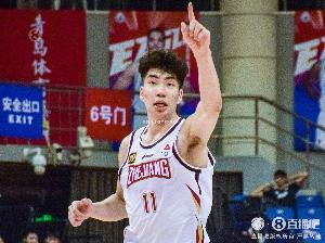 余嘉豪：非常感恩我能擁有浙江隊這么好的平臺 告別總是非常艱難