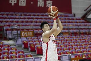 為何在國(guó)家隊(duì)選擇39號(hào)？雷蒙：9是首鋼的9號(hào) 3是一家三口