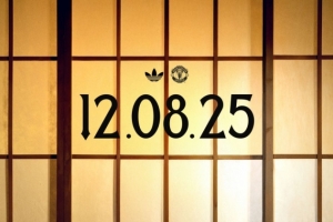 曼聯(lián)官網(wǎng)發(fā)布預(yù)告，新賽季第三球衣8月12日發(fā)售