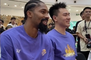丁威迪中國行—丁威迪與老隊友孟博龍重逢 比拼三分難分伯仲！