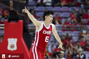 體壇周報：力壓胡金秋趙睿奪獎！中國男籃等來26歲神射手