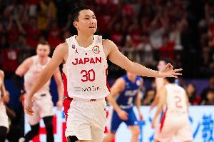 媒體人：日本男籃自身特點決定了只能打小快靈 但其外線很不穩(wěn)定