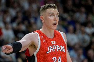 媒體人：霍金森和勞森這么一對(duì)比 日本歸化和CBA外援還是有差距